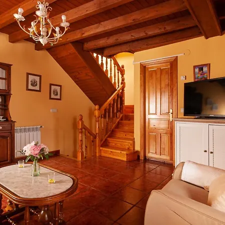Casa Rural El Traveseu Alpstuga *